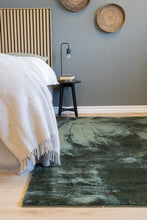 Cozy Sammetsgrön - Gångmatta - KM Home | Mattfabriken