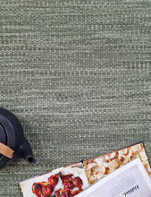 Birka Sammetsgrön - Handvävd Gångmatta - K/M Carpets | Mattfabriken