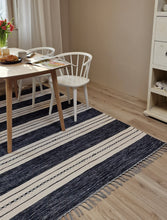 Sund Havsblå - Garnmatta - K/M Carpets | Mattfabriken