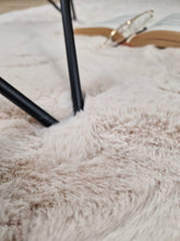 Heaven Deluxe Natur - Matta med pälskänska - K/M Carpets | Mattfabriken