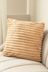 Kudde Stripe Karamell - Kudde med Randstruktur - KM Home | Mattfabriken