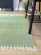 Line Grön - Handvävd Gångmatta - KM Home | Mattfabriken