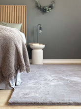 Heaven Antracit - Ryamatta med pälskänsla - KM Home | Mattfabriken